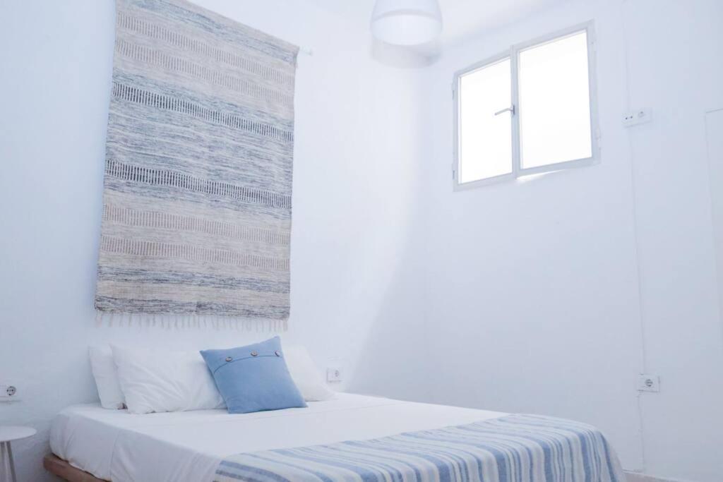 Acogedora Casa En Abades En Tranquila Urbanizacion Villa Luaran gambar